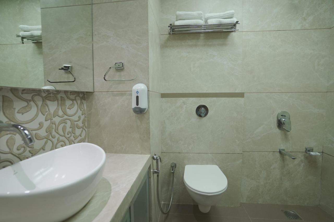Hotel Mathoshree Тхане Экстерьер фото